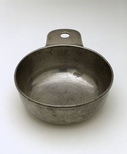 Porringer, ca. 1770-1807 (tin) af Isaac (attr.to) Jackson