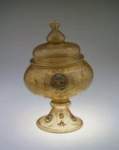 Fodskål med låg, Mamluk-dynasti (glas med forgyldt og emaljeret dekoration)