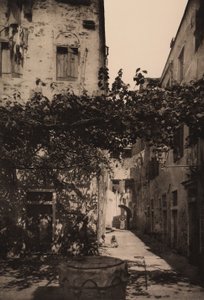 Corte Dolfin i Castello, 1892 af Italian Photographer