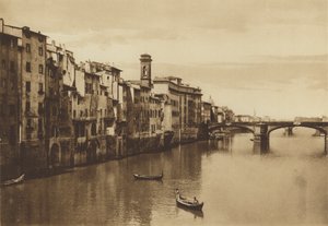 Firenze / Firenze: Udsigt over Arno med Ponte a S Trinita (s/h foto) af Italian Photographer
