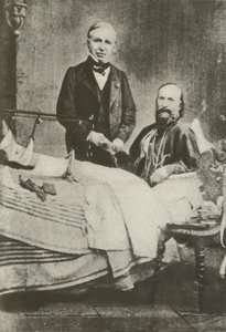 Garibaldi, såret i kamp, med sin læge (s/h foto) af Italian Photographer