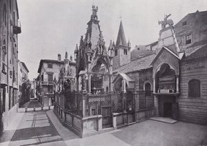 Italien: Verona, Scaligers grav (s/h foto) af Italian Photographer