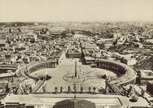 S Peters Square og Panorama of the Town taget fra Dome af Italian Photographer