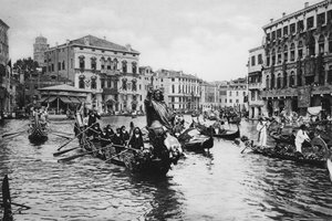 Venedig, Canal Grande i fejring (s/h foto) af Italian Photographer