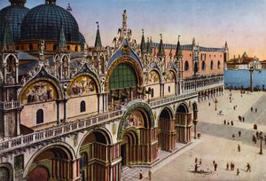 Venezia / Venedig: Basilikaens facade set fra Torre dell
