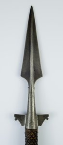 Bjørnespyd, ca. 1550 (stål og træ) af Italian School