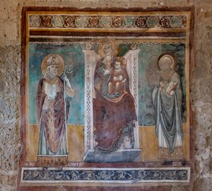 Madonna tronede med de hellige Augustin og Severus, Oratorium for krucifikset, sidste fjerdedel af det XIII århundrede (fresko) af Italian School
