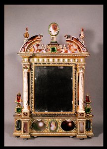 Spejl af Marie de Medici (1573-1642) (bjergkrystal, emalje, sardonyx og agat) af Italian School