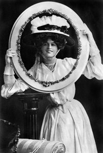 Marie Studholme 1875-1930, engelsk skuespillerinde, 1904.