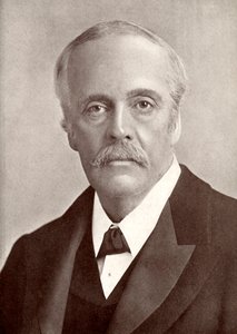 Arthur James Balfour, 1. jarl af Balfour, britisk statsmand og premierminister, 1912. af J Russell and Sons