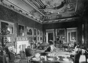 The drawing-room, Montagu House, 1908.dani af J Russell and Sons