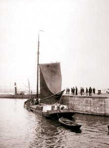 Kanalbåd, Marken Island, Holland, 1898. af James Batkin