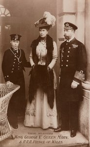 Kong George V, dronning Mary og prinsen af Wales af James Charles Dinham