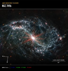 NGC 7496 (MIRI kompasbillede) af James Webb Space Telescope (NASA)