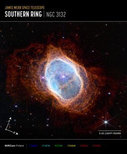 Southern Ring Nebula (NIRCam Compass Image) af James Webb Space Telescope (NASA)