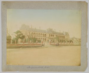 Imperial Hotel, Tokyo, Japan (håndfarvet sort/hvid foto) af Japanese Photographer