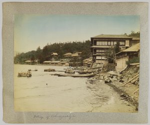 Village of Chuzenji, Nikko, Japan (håndfarvet sort/hvid foto) af Japanese Photographer