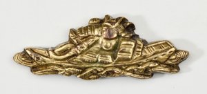 Menuki, eller greb ornament, i form af en samurai (kobber-guld legering med forgyldning) af Japanese School