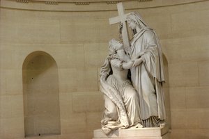 Marie Antoinette (1755-93) holdt af Religionen, 1825 (marmor) (se også 252689)
