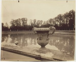 Versailles, Bassin de Neptune af Jean Eugène Auguste Atget
