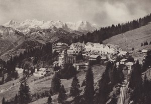 Grand Hotel, Rigi Kaltbad, beliggende ved tandhjulsbanen Vitznau Rigi Kulm (s/h-billede)