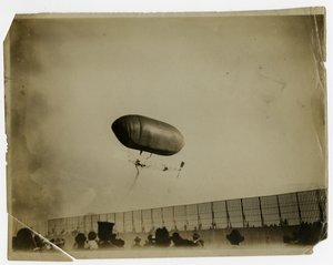 Luftskib "California Arrow" af Jessie Tarbox Beals