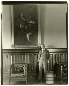 Tidligere generalpostmester, Harry S New, c.1905-37 af Jessie Tarbox Beals