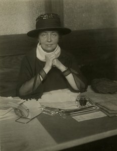 Rachel Crothers, ca. 1905-18 af Jessie Tarbox Beals