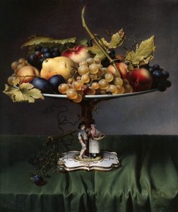 Frugt på en porcelænsskål