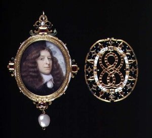 Nr.3863 Miniature af en ukendt mand, i en guld- og juvelbelagt ramme og omslag, ca. 1660 (vellum) af John (attr. to) Hoskins