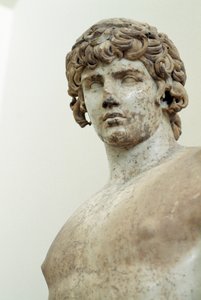 Antinøs, parisk marmorstatue, fra Apollon-templet i Delphi, Grækenland, romersk civilisation, 2. århundrede e.Kr., detaljer