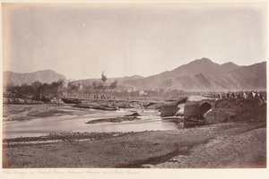 Den gamle bro over Kabul-floden af John Burke