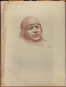 Raoul Lufbery af John Elliott