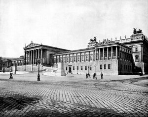 Houses of Parliament, Wien, 1893. af John L. Stoddard