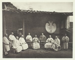 Abbeden og munkene i Kushan, ca. 1868. af John Thomson