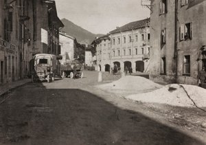 Album "Min verdenskrig - minder om den sydvestlige front i Kärnten, Italien, Trentino-Alto Adige) 31/03/1915-12/11/ 1918 - Josef Zohles Wien ": kvadratisk Tolmezzo (s/h foto) af Josef Zohles