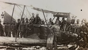 Album "Min verdenskrig - minder om den sydvestlige front i Kärnten, Italien, Trentino-Alto Adige) 31/03/1915-12/11/ 1918 - Josef Zohles Vienna ": Østrigske soldater med en mi af Josef Zohles