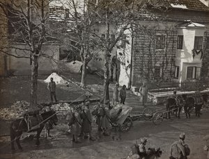 Album "Min verdenskrig - minder om den sydvestlige front i Kärnten, Italien, Trentino-Alto Adige) 31/03/1915-12/11/ 1918 - Josef Zohles Vienna ": skytter i Tarvisio (s/h ph)