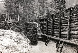 Album "Min verdenskrig - minder om den sydvestlige front i Kärnten, Italien, Trentino-Alto Adige) 31/03/1915-12/11/ 1918 - Josef Zohles Vienna ": Barriere lavet af log ind af Josef Zohles