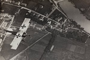 Album "Min verdenskrig - minder om den sydvestlige front i Kärnten, Italien, Trentino-Alto Adige) 31/03/1915-12/11/ 1918 - Josef Zohles Vienna ": flyinspektion (s/h ph af Josef Zohles