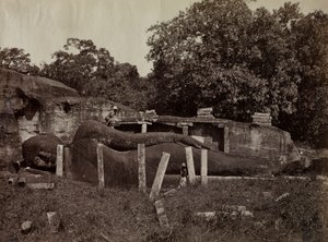 Paranirvana a Buddha, Gall Vihara, Polonnaruwa, Ceylon, 1870-1871. af Joseph Lawton