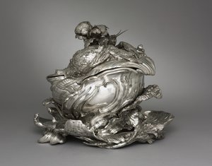 Platter, Terrin og Terrin Låg, lavet af Henry Adnet