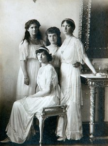 De fire døtre af zar Nicholas II af Rusland, 1910