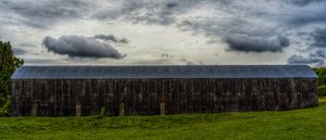 Long Old Barn II, 2020 (foto) af Katha Wood
