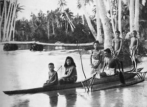 En samoansk kano med støtteben og dens passagerer, 1902 af Kerry and Co