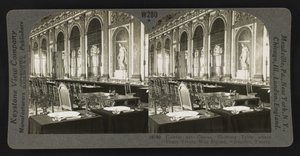 Galerie des Glaces, viser bord, hvor fredsaftalen blev underskrevet, Versailles af Keystone View Company