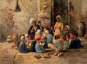 En skole i Cairo (Ægypten). (En skole i Kairo). En lærer udspørger drenge i et klasseværelse, som er organiseret på en måtte på gulvet. En dreng står blandt de andre, sidder og læser deres lærebog, måtten er omgivet af sko af Konstantin Egorovich Makovsky
