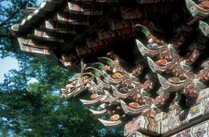 Sŏgwang-sa-templet, Kosan County, Kangwon-provinsen, Nordkorea, detalje af taget (foto) af Korean School