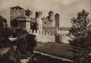 Italien: Castello Fenis, Val d