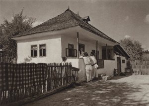 Rumænien: Voinesti, Bondehuse (s/h foto)